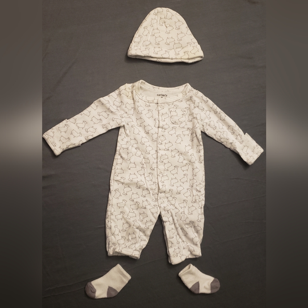 Carter's Preemie Sleeper set